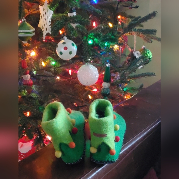 Melt For Felt Elf Slippers, EU Size 41, Non Slip Suede Soles - Picture 4 of 6